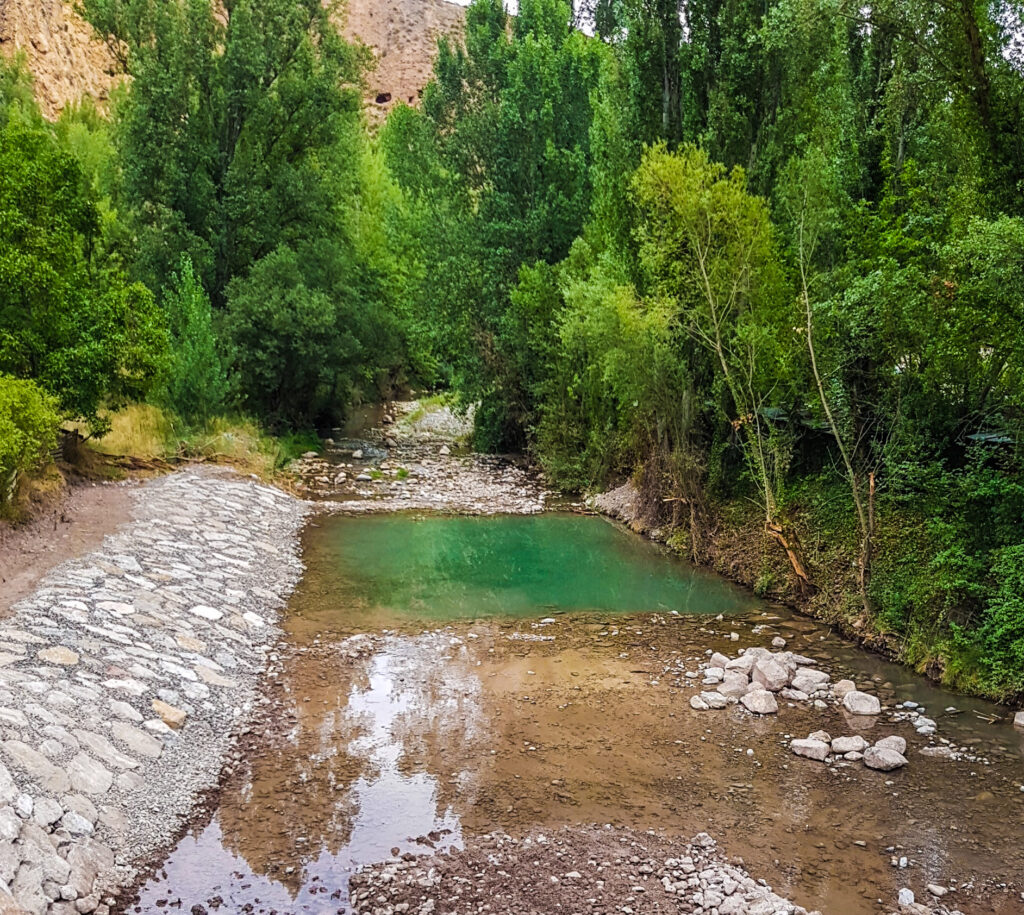Colocación de escollera en La Rioja Río Leza