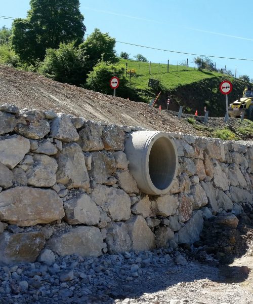 Colocación de escollera en La Rioja Ajamil
