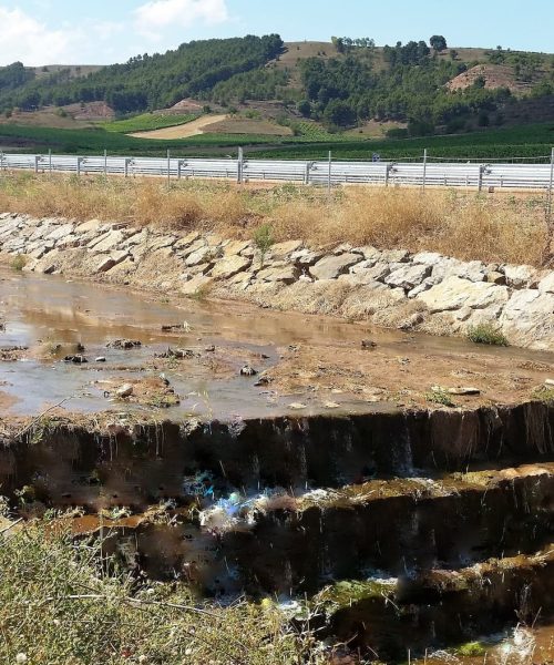 Colocación de escollera en La Rioja Canal A-12
