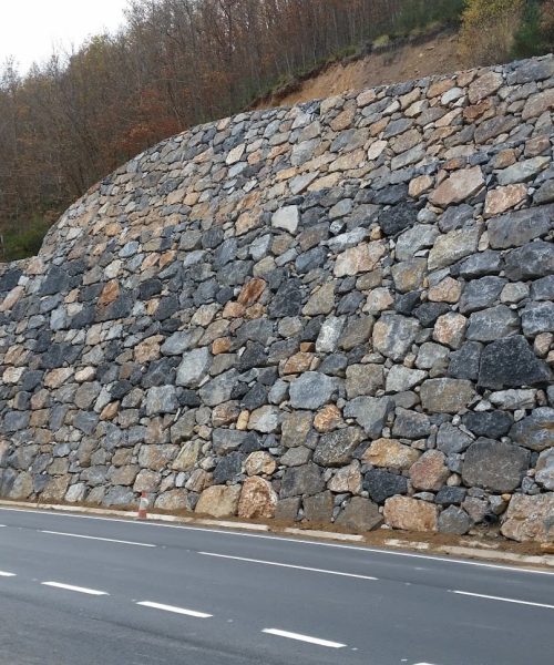 Colocación de escollera en La Rioja
