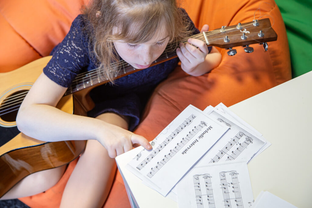 Iniciación musical en Bétera: el primer paso hacia el desarrollo artístico